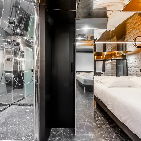 Duplex With Jacuzzi - Central Paris L 15Min To Montmartre Parigi